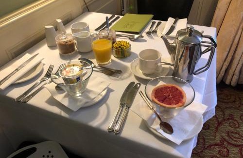 Beaumaris Casa | Bishopsgate House Hotel
