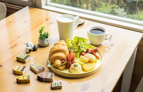Yuchi Cama Y Desayuno | Bishui Shanju Lakeside B&B