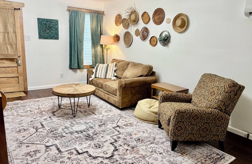 Searcy Apartamento | Bison Hall 5, No cleaning fee, Near Harding