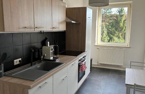 Bitterfeld Apartamento | Bitterfelder Cityapartment im Dichterviertel