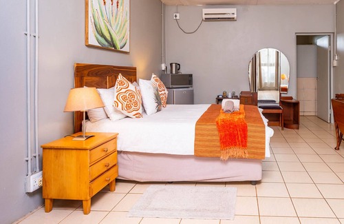 Mkuze Cama Y Desayuno | Biweda Nguni B&B