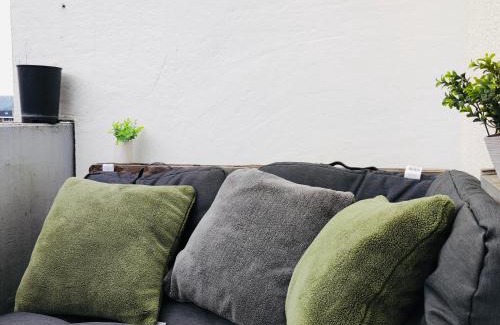 Am Homburg Apartamento | Blühendes Balkonwohnung mit Traumaussicht