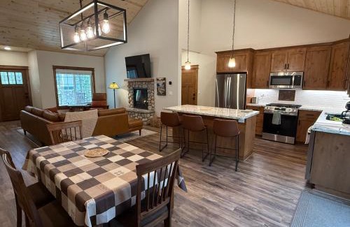 Yosemite National Park Casa | Black Bear Bungalow