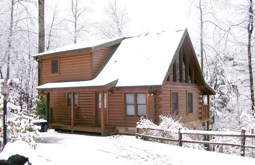 Black Bear Falls Cabina | Black Bear Cabin en Gatlinburg-Vacaciones familiares / Escapada romántica! Propietario operado