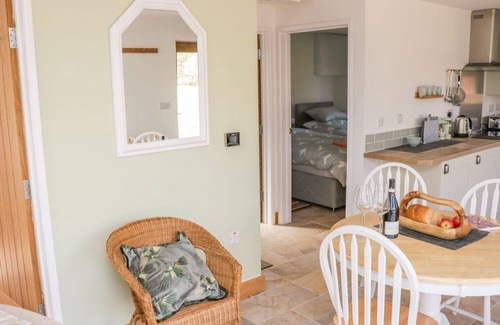 Abergavenny Cabaña | Gato negro Bach, GILWERN