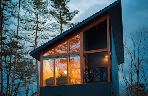 Echo Land Casa | Black Crane Chalet