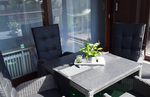 Schoenwald Apartamento | "Black Forest always works" Large apartment with large south-facing balcony, WiFi and Magenta TV