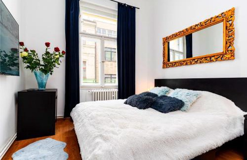 Nove Mesto Apartamento | Black Diamond Suite