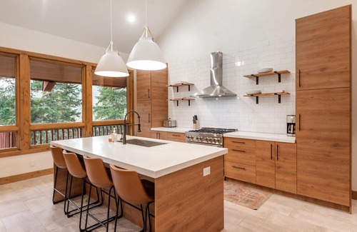 Sundance Cabina | BLACK FOREST RIDGE, 400 FT TO SKI RUNS, REC ROOM, GAMES