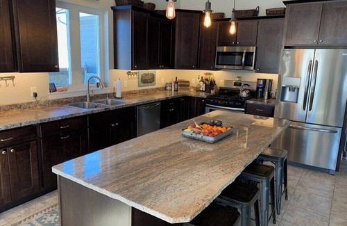 Hill City Casa | Black Hills 5 bedroom home with Hot Tub