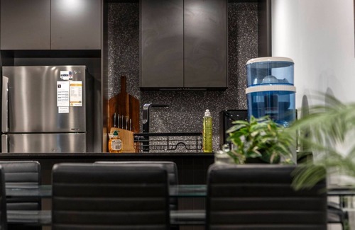 Coombs Apartamento | Black Mountain Views In Coombs ACT