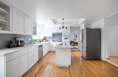 Santa Rosa Casa | Black Oak by AvantStay | Modern & Chic Santa Rosa Hideaway with Pool Table