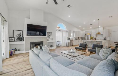 Paradise Park Vista Casa | Black Palm Sparkling Pool Pool Table Close To Kierland Entertainment Newly Designed Beauty
