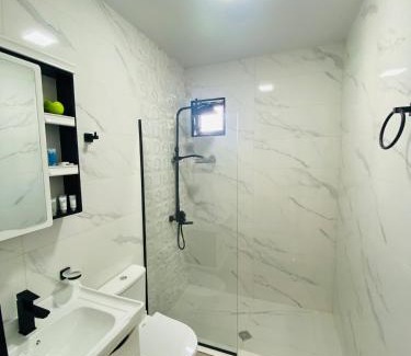 Magnetiti Casa | Black Pearl In Ureki