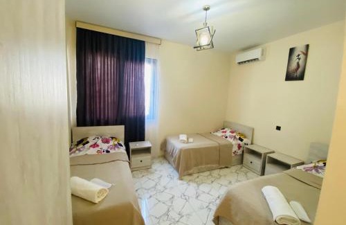 Magnetiti Casa | Black Pearl In Ureki