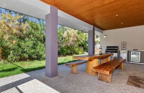 Pottsville Casa | Black Rock Beach House with Pool
