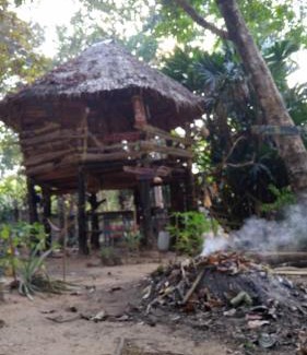 Ranong Otro | Black sand Gypsea Home Little Bay Kohchang Ranong