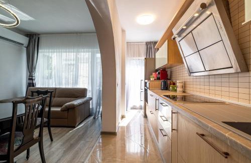 Varna City Centre Apartamento | Black Sea Spacious 3BR Apartment by Flat Manаger