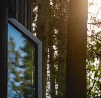 Whitehorse Casa | Black Spruce - Yellow Door
