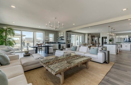 Sandbridge Casa | Black Tie Beachy | Oceanfront, Private Pool, Theater Room