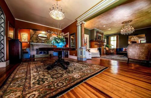 Historic Montford Cama Y Desayuno | Black Walnut B&B Inn