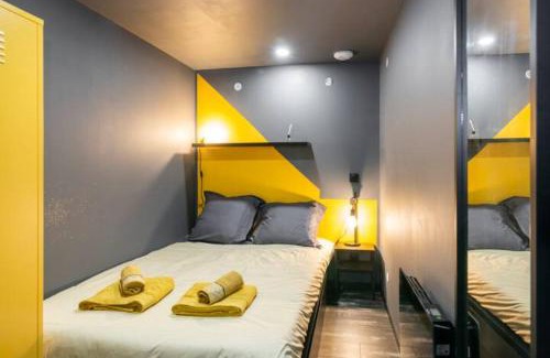 Angouleme Apartamento | Black & y'hello T2 : WIFI/PARKING/5' centre-ville