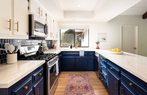 Santa Barbara Casa | Blackrock Beach House with Private Beach Access