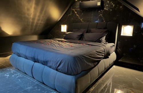 Belfort Apartamento | BlackRoom - Balnéo - Ciel étoilé