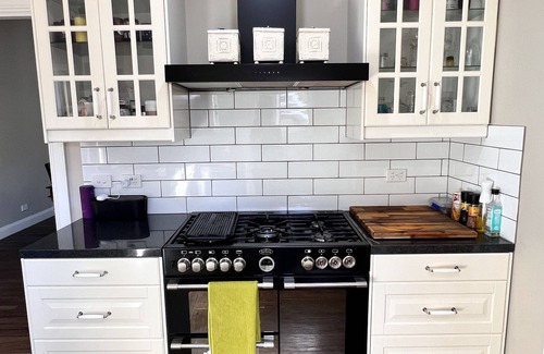 Traralgon Casa | BLACKSMITHS LANE 2 BEDROOM Gorgeous ultra clean 2 Bedroom/2 Bathroom cottage.