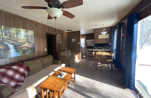 Longville Cabina | Blackwater Lake Sportsman’s Paradise