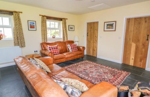 Carmarthen Casa | Blaenffynnon Bach