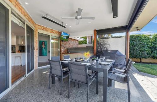 Moama Casa | Blair Street - Luxury Home with Pool and Theatre