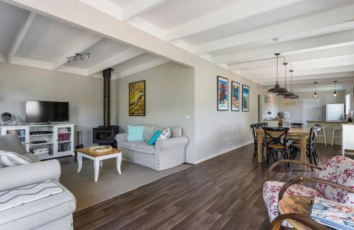 Blairgowrie Casa | Blairgowrie Bella - light filled home with great deck