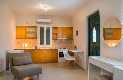 Methana Apartamento | Blanca Serenidad Luxury Apartment