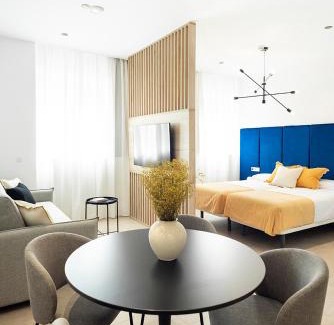 Aiora Apartamento | Blanq Marina Suites