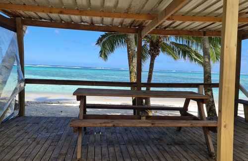 Takitumu District Villa | Blazes Beach Sleepout