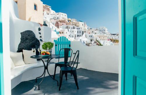 Oia Casa | Blessed Blue Boutique Cave Suite