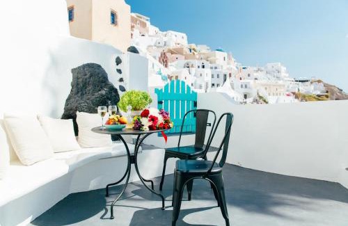 Oia Casa | Blessed Blue Boutique Cave Suite