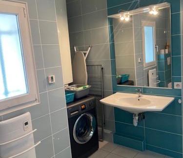Salies-de-Bearn Apartamento | Bleu Lagon-T2 en RDC proche centre ville avec terrasse labellisé PMR