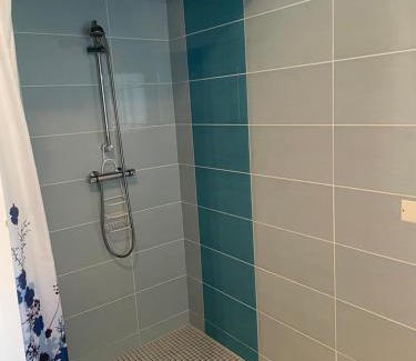 Salies-de-Bearn Apartamento | Bleu Lagon-T2 en RDC proche centre ville avec terrasse labellisé PMR