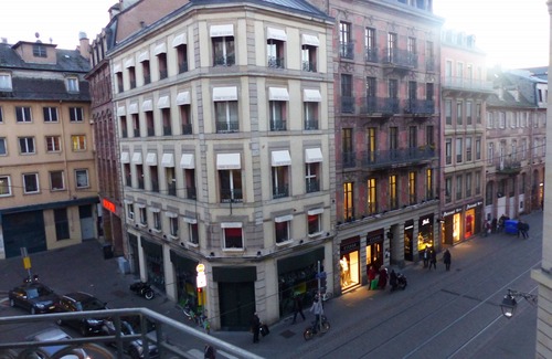 Historic Center Apartamento | bleu mesange 90m2 city center 2br 2bth