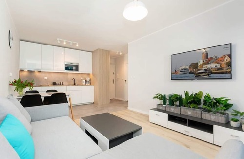 West Pomeranian Voivodeship Apartamento | Apartamento Blizej Morza 14/11 con dormitorio y balcón.