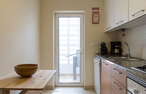Canada Apartamento | Blige Green Apartment, piscina, AC, balcony