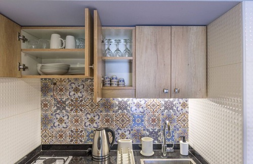 Batroun Apartamento | Bliss Aqua 11 - One BR Chalet at Aqualand Hotel & Resort