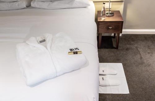 Sunset Beach Hotel | Bliss Boutique Hotel