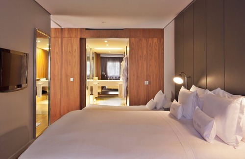 Santo Antonio Hotel | Blissful Stay Near Avenida da Liberdade, Full Kitchen, Pet-Friendly, Altis Prime
