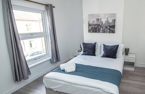 Northampton Casa | Blissful stays 3 bedroom home