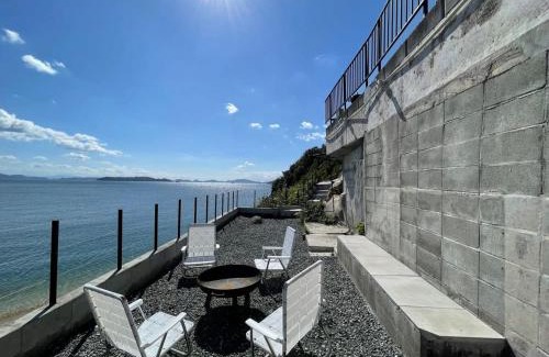 Kurahashi Casa | bLOCAL Sugawa House - Exclusive Seaside Escape in Ocean House