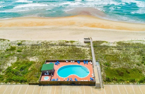 Hatteras Apartamento | Blockade Runner 852 #111DS-H