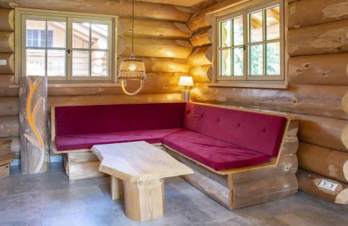 Glatten Casa | Blockhaus Almhütte Hofblick
